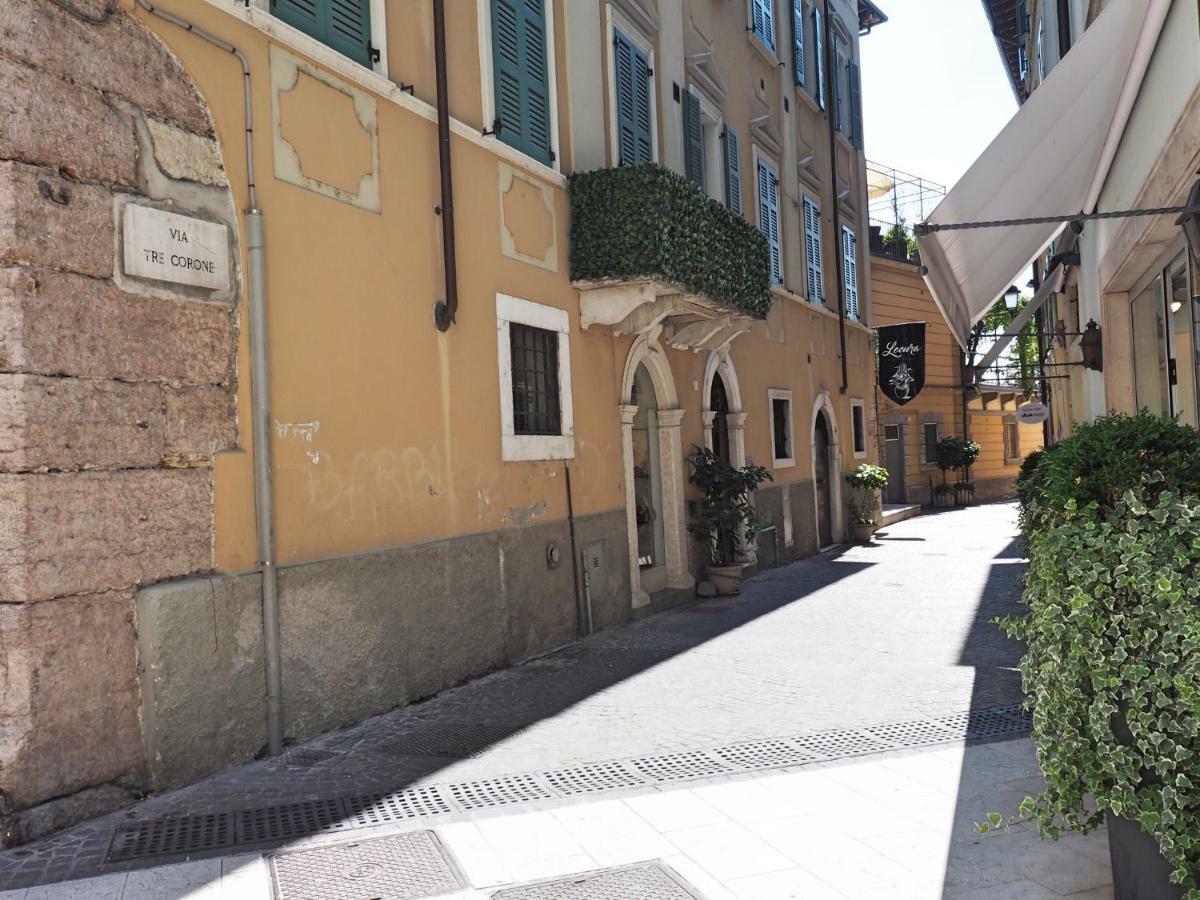 Appartamenti Al Golfo Salo Luaran gambar