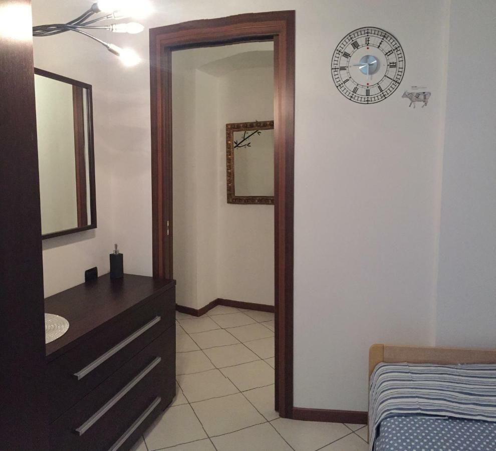Appartamenti Al Golfo Salo Luaran gambar