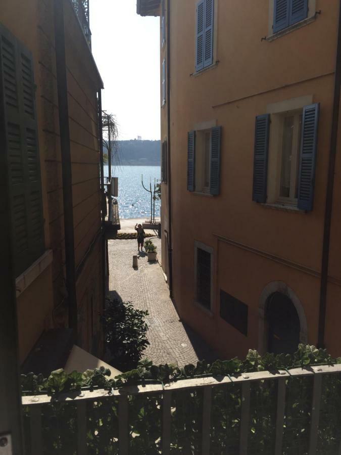 Appartamenti Al Golfo Salo Luaran gambar
